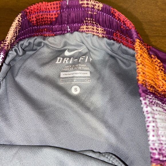 Nike dri fit athletic shorts - Picture 4 of 4